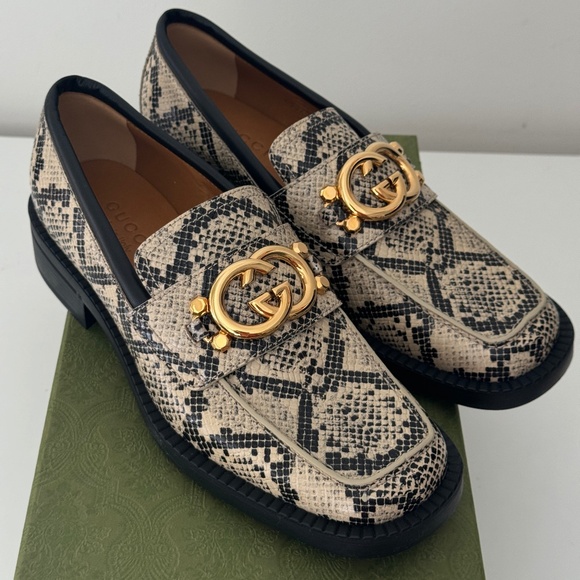 size 7G - Gucci Loafer Python Snake GG gold black